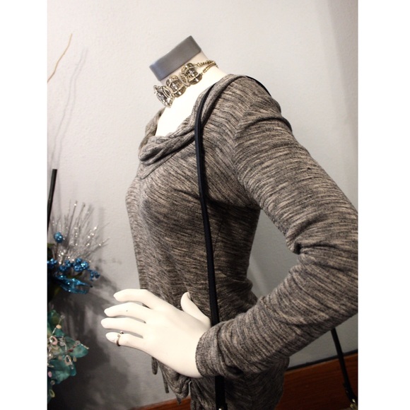 Tunic - Picture 4 of 7